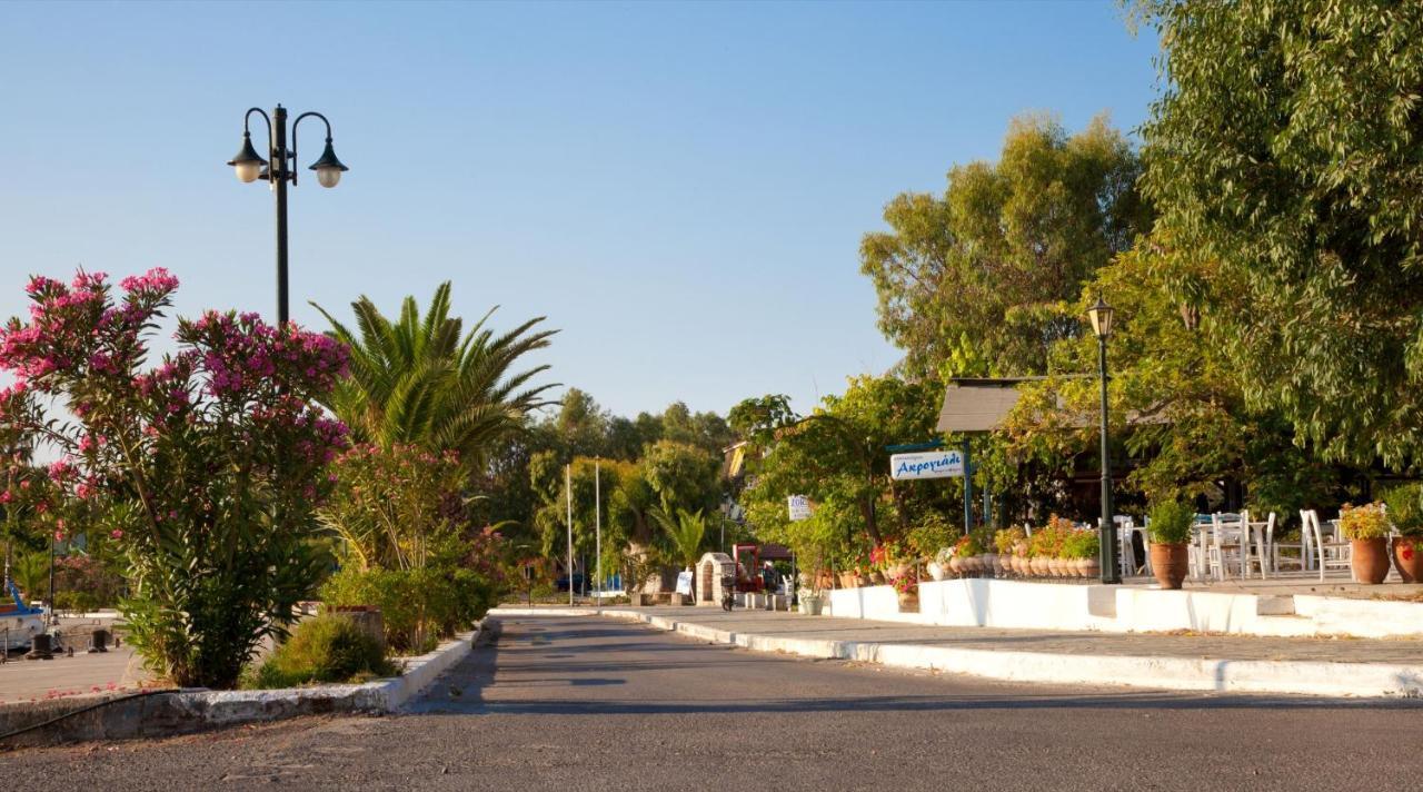Akroyali Hotel & Villas Mési Exterior foto